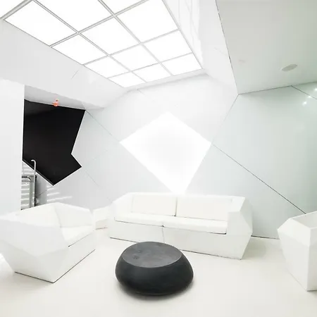 Optimi Hostel