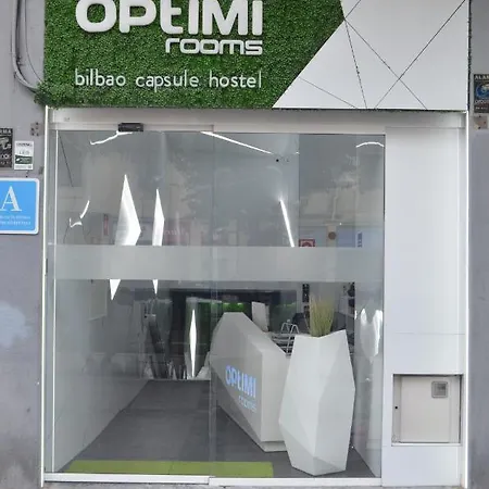 Optimi ホステル *