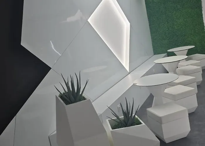 Optimi Хостел *